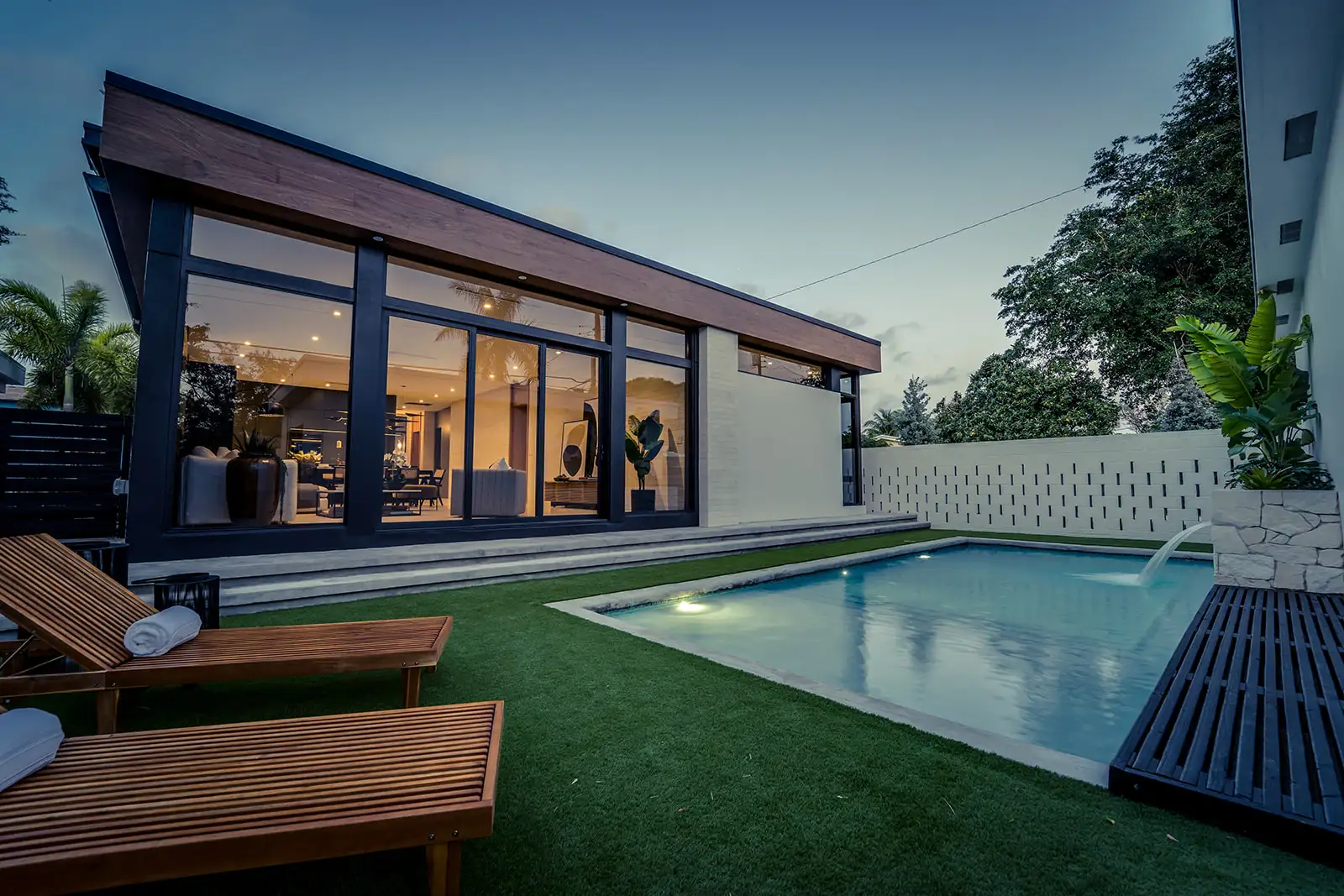 Backyard with pool by Cona Studios Real Estate Photography