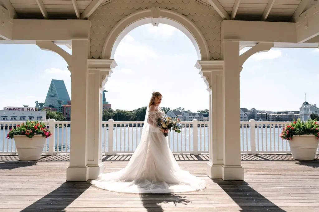 Bridal portrait by Cona Studios at Swan Reserve Orlando