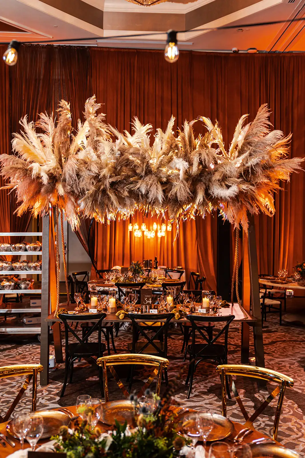 Dramatic table scape at corporate event at Four Seasons Orlando